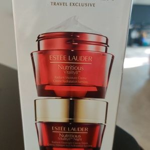 Estee Lauder Nutritious Vitality8